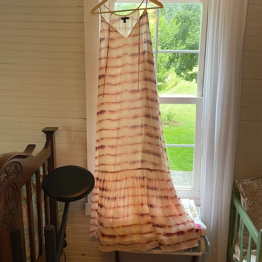 Maxi dress - Picture 1 of 4